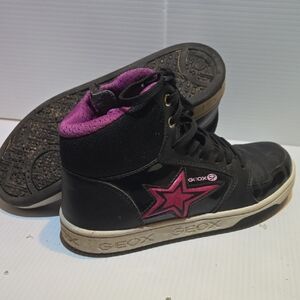 Geox Black High-Top Sneakers with Pink Star and Purple Lining
